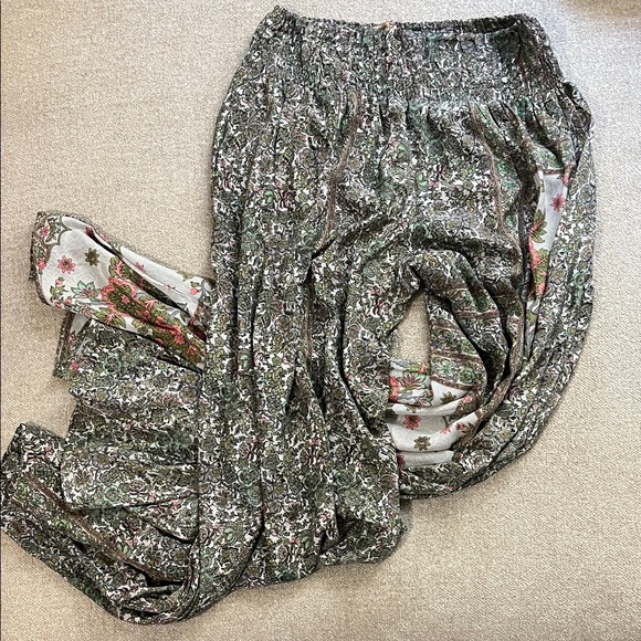 Chic Floral Wide Leg Women's Pants - Picture 1 of 9